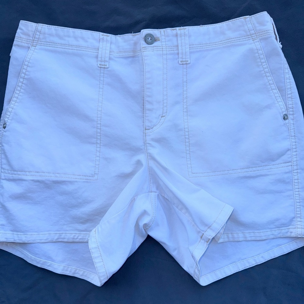 Gloria Vanderbilt shorts